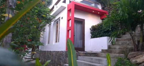 Flamboyant Residence 46 in South Reward