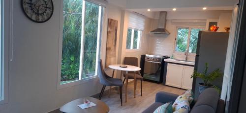 Flamboyant Residence 46 in South Reward