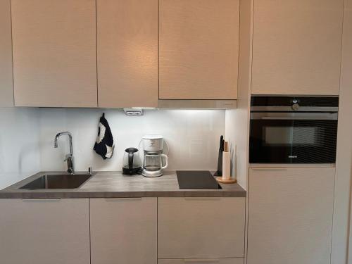 Modern condo built-in Mall of Tripla, Helsinky (fotografie 8)