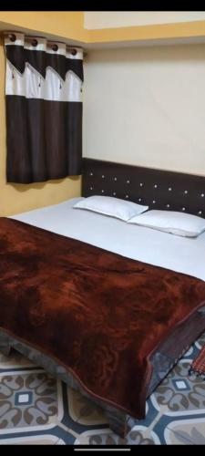 Shikhar guest house 1 - image 5