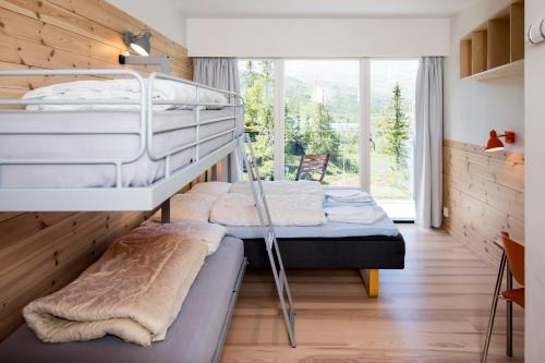 Quadruple Room with Mountain View