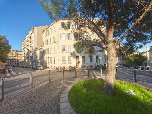 T4 en face Parc Longchamps min 28 night, Marseille (photo 10)