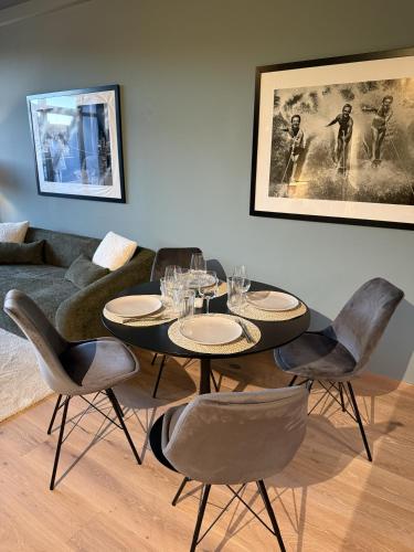 Zentrales Dachgeschoss-Apartment Augustenstraße, Monaco di Baviera (foto 6)
