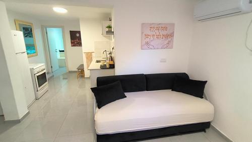 נופש חלומי בכנרת in Lower Tiberias