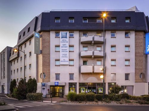 Ibis Budget St Gratien - Enghien-Les-Bains Hotel de charme Enghien Racecourse
