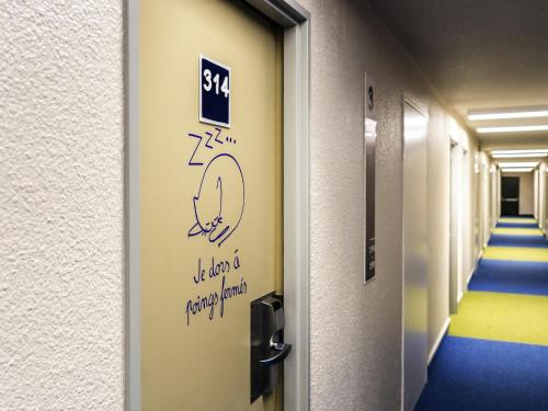 ibis budget Paris Porte de Bercy Room Type - Standard Twin Room