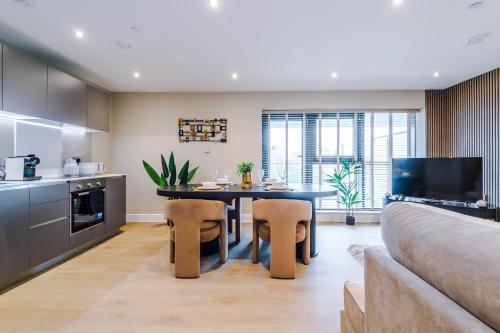 Stunning 2 Bed 2 Bath with Parking Leeds City Centre, Leeds (Foto 2)