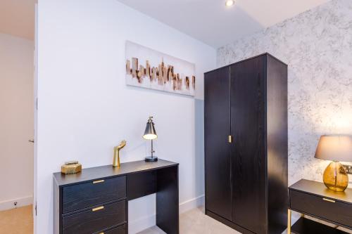 Stunning 2 Bed 2 Bath with Parking Leeds City Centre, Leeds (Foto 9)