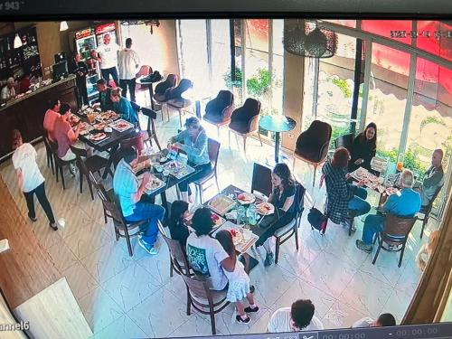 ห้องอาหาร, Luxury Hotel By Gjyshi in รินาส