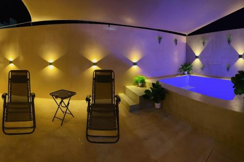 Swimming pool, Saasil Retreat - Connect with yourself in Sitpach