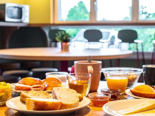 อาหารและเครื่องดื่ม, ไอบิส บัดเจ็ต แร็ง ทิลลัว (ibis budget Reims Thillois) in แร็งส์