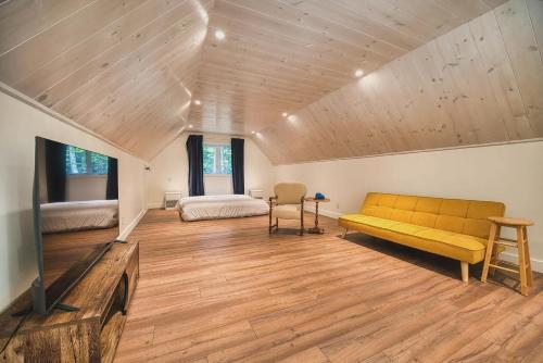 Le grand héron spa de nage (Le grand heron spa de nage) in Saint Donat (QC)
