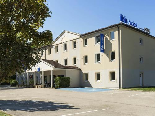ibis Budget Lons-le-Saunier - Hotel