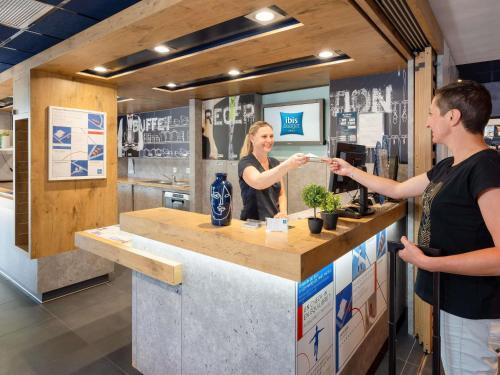 ทัศนียภาพภายนอกโรงแรม, Ibis Budget Manosque Cadarache in มานอสก์