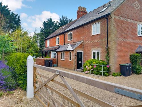 A szálláshely kívülről, Harbour Hill in Nottington