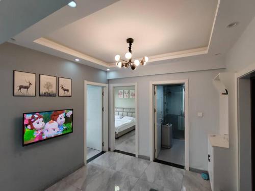 Central Avenue Apartment, Charbin