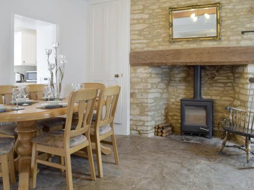 Viesnīcas āriene, The Plough in Bampton (Oxfordshire)