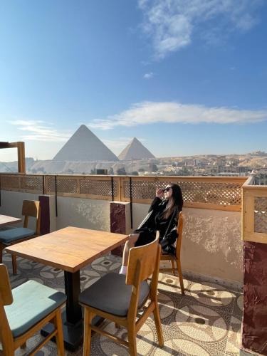 Cheristo pyramids view inn - Giza Cheristo pyramids view inn - Giza