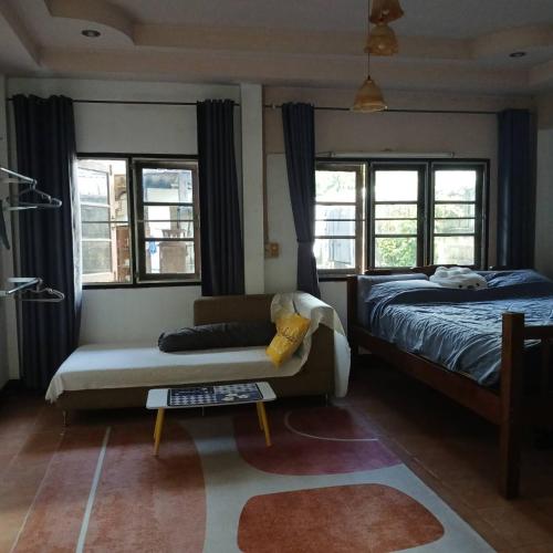 บ้านอนัตตา in Saraphi