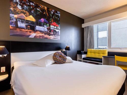 Ibis Styles Porto Alegre Centro - proximo rodoviaria, Araujo Vianna e hospitais