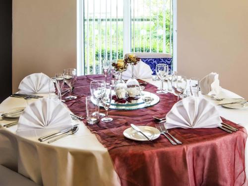 黑多克宜必思尚品酒店 (ibis Styles Haydock) in 海多克