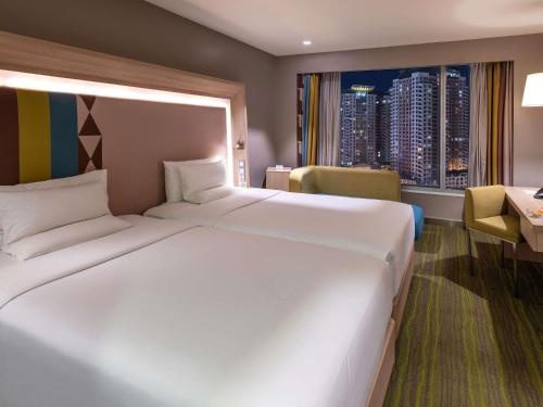 Novotel Manila Araneta City Hotel