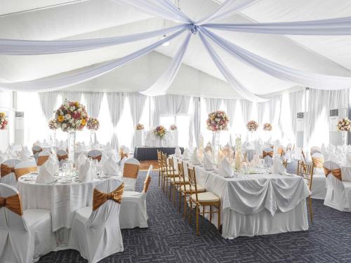 Novotel Manila Araneta City Hotel