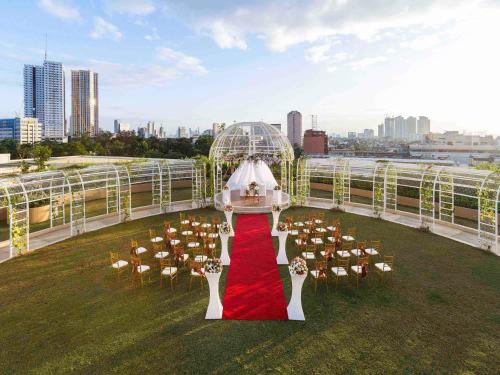 Novotel Manila Araneta City Hotel