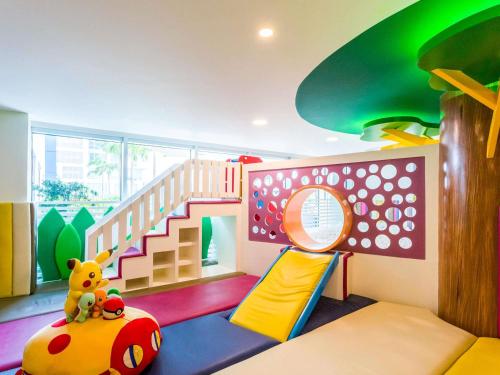 Novotel Manila Araneta City Hotel