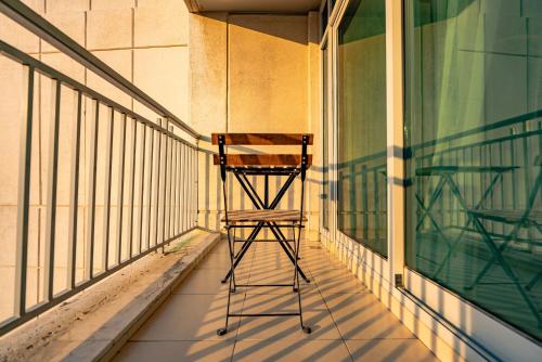 Grand 1bhk burj khalifa view Downtown, Дубай (фото 8)