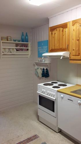 Cocina, Aktiv ferie i Vesterålen, Hovden 8475 Straumsjøen (Aktiv ferie i Vesteralen, Hovden 8475 Straumsjøen) in Straumsjoen