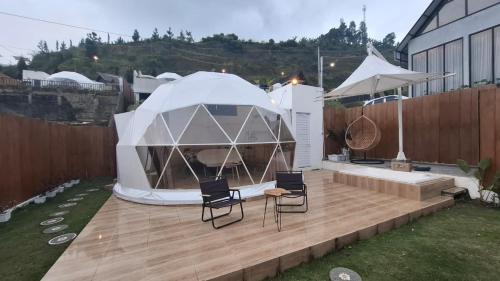 Maple Dome Glamping, Bandung