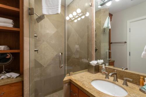 Royal Plaza at Deer Valley Resort - One Bedroom Condo with Hot Tub #301 condo - image 3