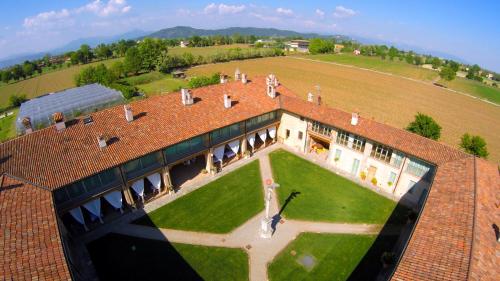 Corte Breda, Agriturismo Bed&Breakfast · Chiari