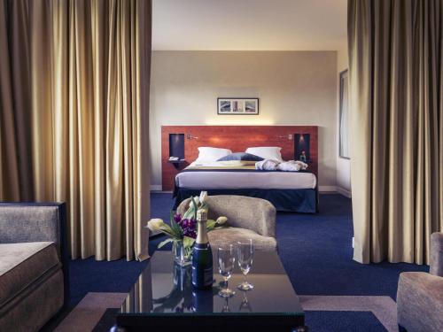 Mercure Maurepas Saint Quentin Room Type - Suite