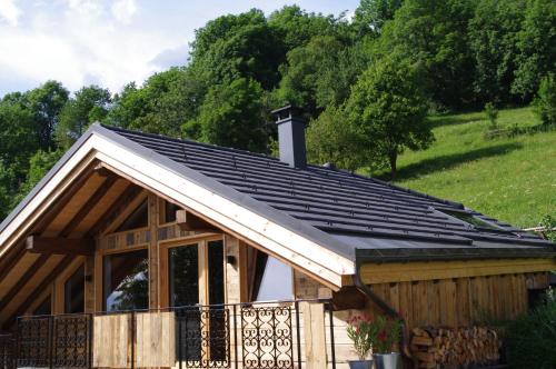 Petit Chalet Vieux Bois - Le Praz