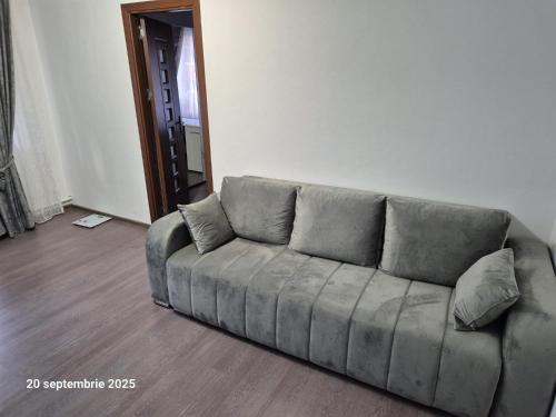 Ana, Râmnicu Vâlcea (fotografie 8)