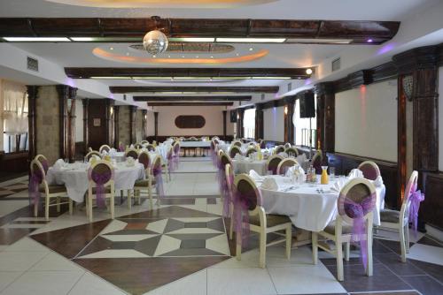 Hotel Centar Balasevic - image 6
