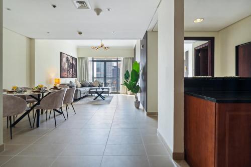 Luxury Jlt 1br 2 Beds In Room Lakeview & Pool, Dubai (Foto 8)