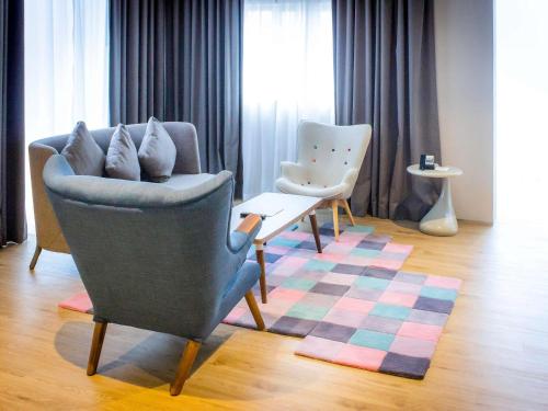 Ibis Styles Dubai Jumeira, Dubai (photo 9)