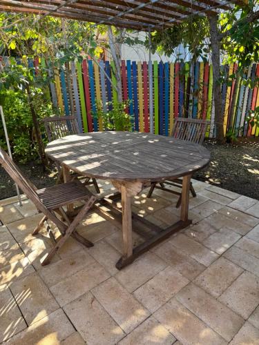 Appartement confortable avec jardin
