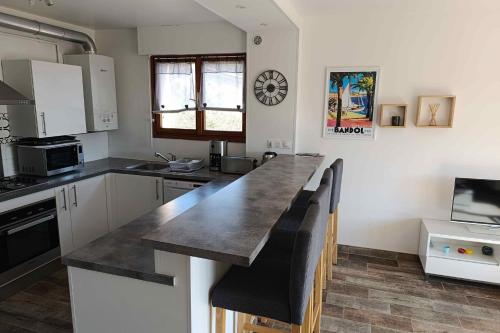 2-bedroom apartment near the beach in 勒庫爾薛