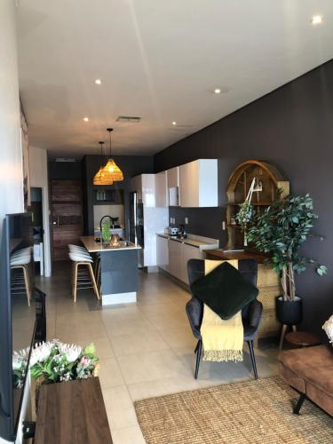 Azure modern beach apartment in La- Mercy