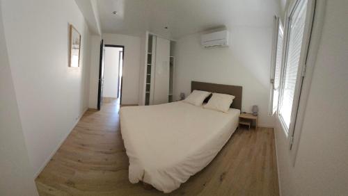 Villa-appartement de 70 m2 a Agde near Basalte