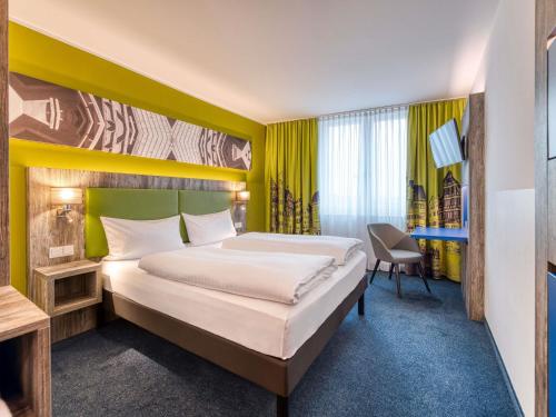 1 queen bed