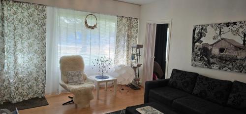 Viihtyisä kaksio ydinkeskustassa maantasossa