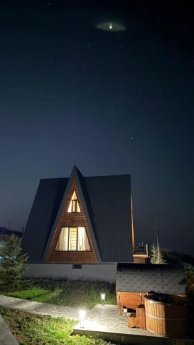 A szálláshely kívülről, Seuri Cottages in Oni