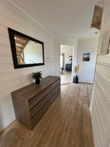 Romslig enebolig i Grimstad in Грімштад