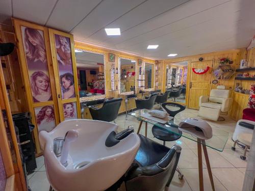 Senhaja Hôtel et Spa (Senhaja Hotel et Spa) in Sefrou