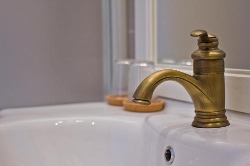 Golden Rooms Bed & Breakfast – Trieste, FL
